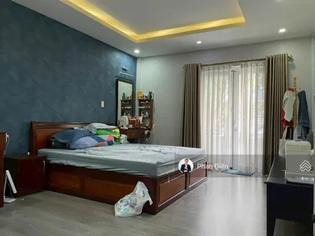 Chính chủ bán nhà phố mega ruby 5x20m trục chính 20m đường n5. nội thất. view hồ bơi không đối nhà