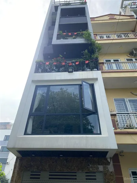 Dân xây 7 tầng thang máy, chủ xây tâm huyết, gần aeon hđ, zá 16,2 tỷ