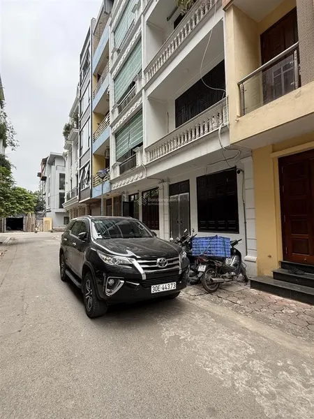 Bán nhà liền kề khu đô thị văn quán