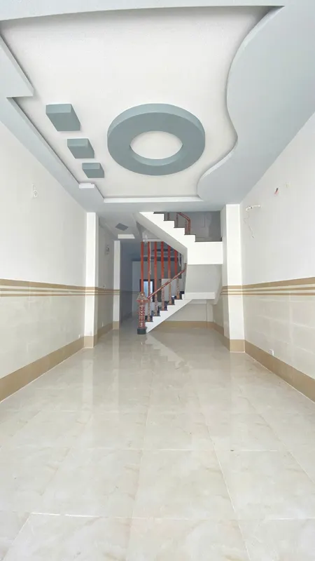 NHÀ HOÀN THIỆN 4 TẦNG 299M2 MẶT TIỀN NGAY CHỢ CÁI VỒN.