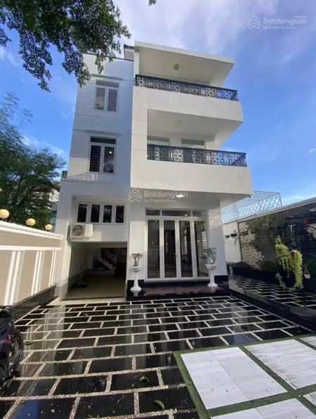 Cgbán biệt thự 4 tầng mặt tiền nguyễn đình thi kdc gia hòa q9