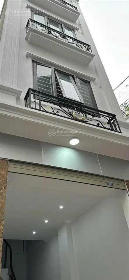 Giá đầu tư! hoàng mai, ngõ nông, sát phố, nhà mới đẹp dt 40m2, giá chỉ 6 tỷ