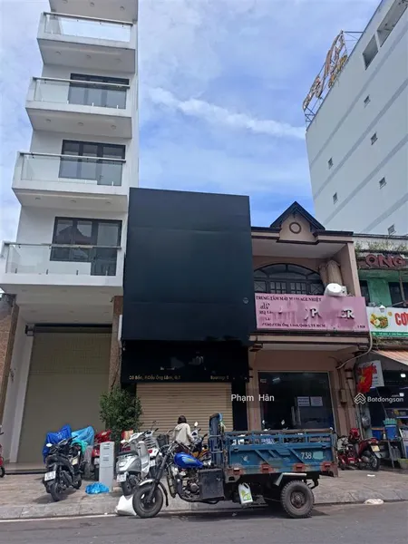 Nhà mặt tiền ngang 4.3x16m đường cô bắc quận 1 giá chỉ 21 tỷ