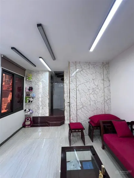 Hẻm xe tải nguyễn bỉnh khiêm q1 5 tầng thang máy giá chỉ 13,9 tỷ thương lượng