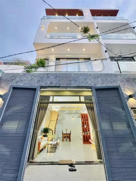 Ngoại 6 về quê cần bán nhà phó đức chính, quận 1. giá 8 tỷ 690/ 70m2 5mx14m. hiện cho thuê 32tr
