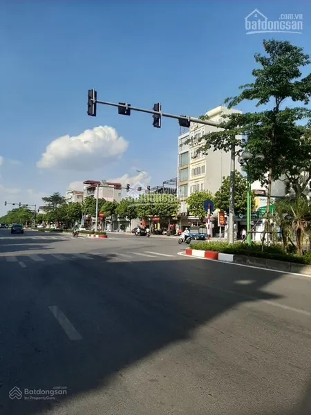 Bán mp ngô gia tự, 55 tỷ, 183m2, giá tốt