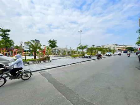 Biệt thự, ô tô tránh, kd, phố ngọc thụy, bồ đề, long biên, dt 170 m, 7 t, mt 9 m, giá 34 tỷ 9