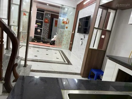 Bán nhà 5 tầng phúc lợi giá rẻ