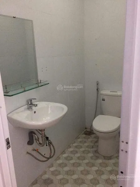 Giảm 1,4tỷ cần bán nhà nguyễn văn cừ 8 phòng ngủ
