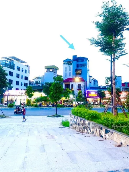 Biệt thự ngọc thuỵ 7 tầng thang máy mặt tiền khủng dt 168m, 7 tầng, giá 34,5 tỷ garra ô tô full nt