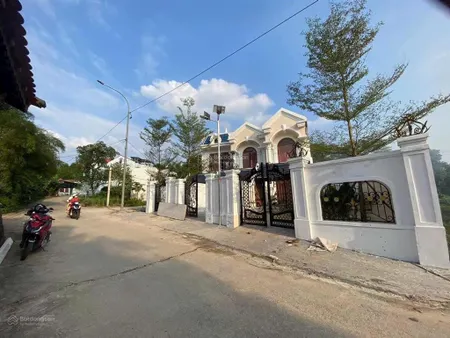 Giảm 300 triệu villa 2 tầng trung tâm thành phố view đà lạt xịn xò