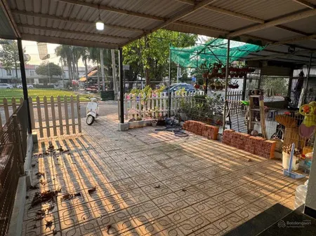 Chính chủ cần bán gấp nhà mt view công viên kdc tiamo phú thịnh tp thủ dầu một, bình dương