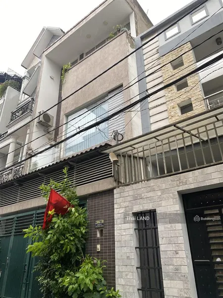 Nhà gần trường, con đi bộ 5p bố mẹ an tâm tuyệt đối 8.8 tỷ, 3pn, 33m2 x 5t hxh đường 3/2 q10