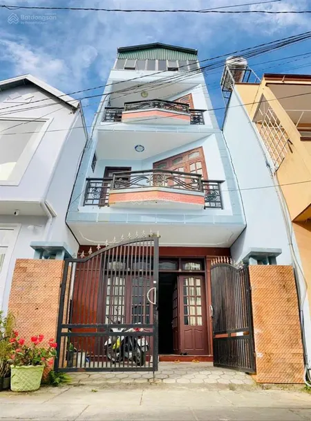 Bán căn nhà kế bên tthc tỉnh lâm đồng đà lạt, p4. 146m2 sàn