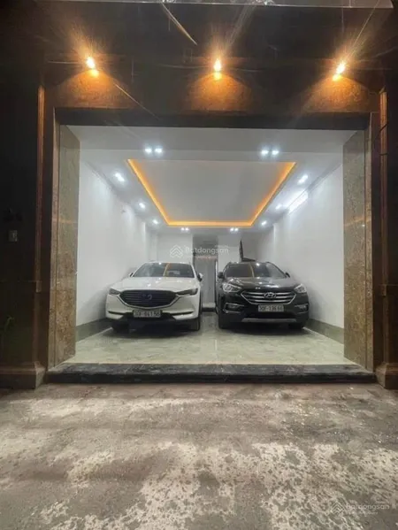 Nhà triệu việt vương 72m2*6t, mt 5m, thang máy, ngõ 4m, ô tô 7 chỗ vào nhà, 2 thoáng, 20m ra phố