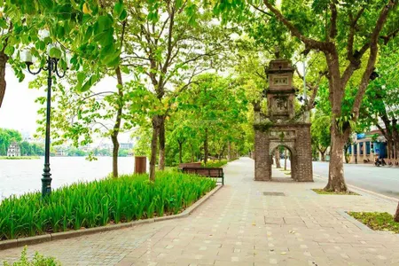 Cần bán nhà phố lý thường kiệt, hoàn kiếm. dt 98m2 x 7t, mt 6m. đường ô tô tránh nhau, cách mp 50m