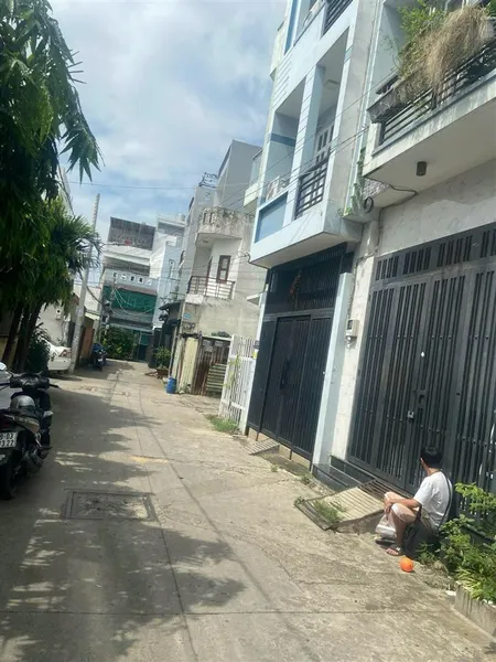 Bán nhà hẻm xe tải lê trọng tấn tây thạnh tân phú dt 10x20m sổ vuông vức. giá 15 tỷ