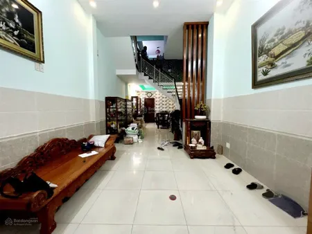 Hẻm xe hơi đường nguyễn hữu tiến 4x15m 3 tầng