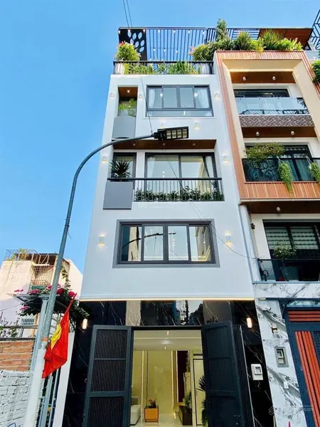 Bán gấp nhà phố mới vị trí đẹp tại bình tân