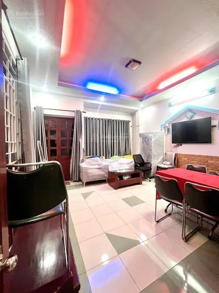 Nhà lô góc 2 mặt hẻm lê đình cẩn 2 tầng hẻm 6m 100m2(5x20) sẵn dòng tiền 12tr/th nhỉnh 6 tỷ tl