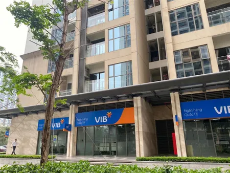 Bán căn shop đã cho ngân hàng thuê 60tr/tháng giá bán 18,5 tỷ