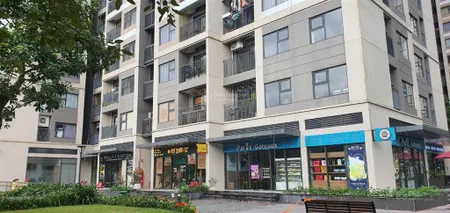 Chính chủ cần chuyển nhượng gấp shophouse chân đế s217 dt 138.2m2, đang cho thuê 50 triệu/ tháng