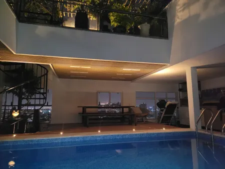 BDS HVL CHO THUÊ PENHOUSE Q5 300m2 4PN 4WC HỒ BƠI NHƯ HÌNH