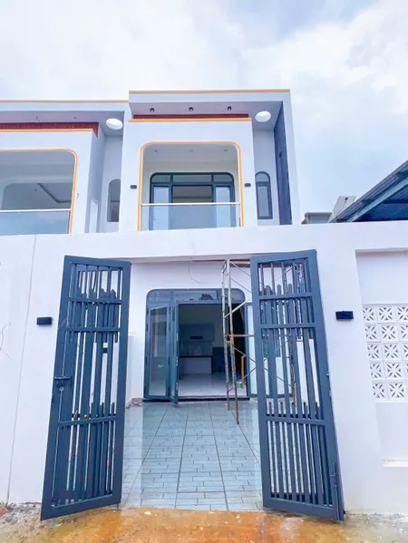 BÁN NHÀ VỪA HOÀN THIỆN NGAY GẦN TRẠM THU PHÍ BỬU LONG,SỔ HỒNG THỔ CƯ
