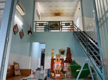 BÁN NHÀ GÁC LỬNG – SỔ RIÊNG THỔ CƯ. 200m2. Chỉ 2Tỷ4. Ô Tô