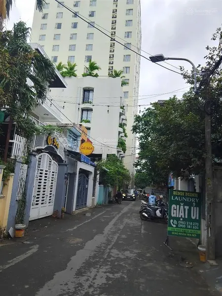 Chính chủ bán đất thủ khoa huân cách nguyễn văn thoại mấy mét, sát biển
