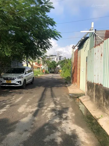 Bán đất hxh lê văn lương, phước kiển, nhà bè, dt 105m2 ( 5x21m vuông vức) chỉ 50tr/m2