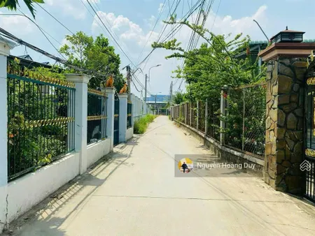 Đất sổ riêng long hậu, đường đình chánh, gần kdc t&t thái sơn, dt 250m², giá chỉ 550tr