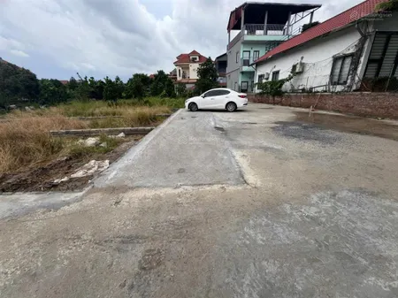 Bán đất 54.3m2,cách đường phó đức chính 300m2, tân tiến, văn giang, hưng yên siêu hot