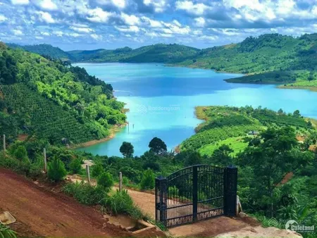 Cắt lỗ lô đất 1000m2 view hồ tại tp bảo lộc, giá chỉ 380tr