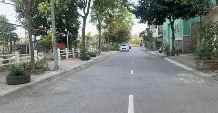 Bán đất khu trâu quỳ, view vườn hoa. 80m2. đường 13m. giá cực tốt