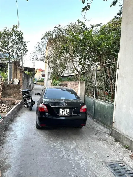 Cc bán lô đất cực đẹp 70m2 mt5m, oto thông thôn lương châu tiên dược. gần học viện chính trị, nvh