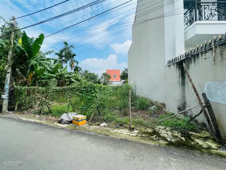 Đất hẻm xe hơi đường 102 ngang hơn 10m hẻm thông xe 2 hướng ra đường chính cạnh hoa viên 102