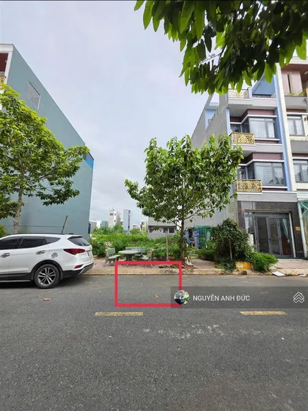 Còn lại nền giá 3.8 tỉ *** ở khu này. phú hồng thịnh9 khu vip của dĩ angấp!!! 0902 946 ***