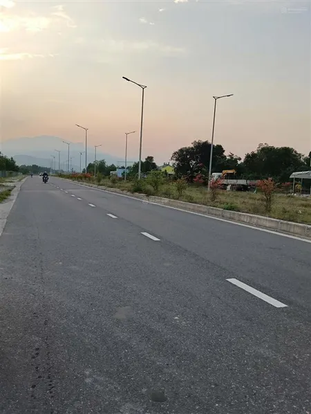 Chào bán 250m2 đất gần trục đường vành đai nam kì khởi nghĩa, hoà khương. đường bê tông 5m