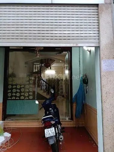 Cho thuê nhà 3 tầng,3 ngủ, đủ nội thất, hộ gia đình ở lâu dài tại Ngũ Hiệp, Thanh Trì,HN