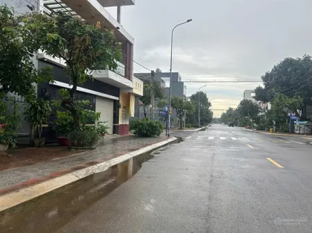 Cần bán. mặt tiền phan bội châu p. long tâm tp bà rịa. dt 5x22 full thổ cư sổ hồng giá rẻ