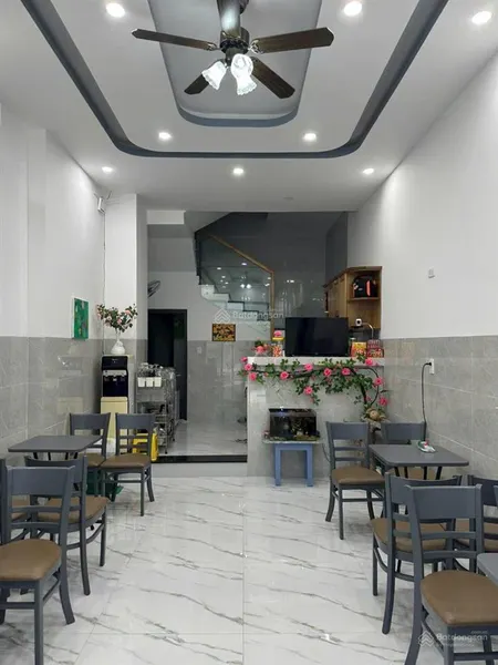 A485. bán shophouse 2 tầng full nội thất đang khai thác cho thuê ổn định 2 tỷ 650 triệu