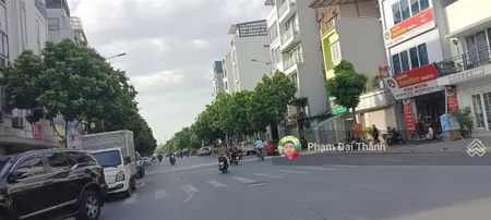 Hiếm!!! bán nhanh lô đất gia thượng, dt 120m, mt rộng, ô tô vào đất thoải mái