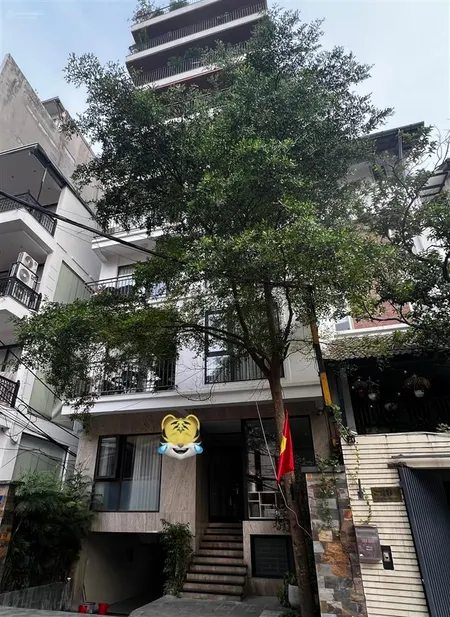 [siêu hiếm mặt hồ tây ] mặt phố quảng bá, quảng khánh 120m2 , 9 tầng , mặt tiền 8.5m vuông ko lỗi