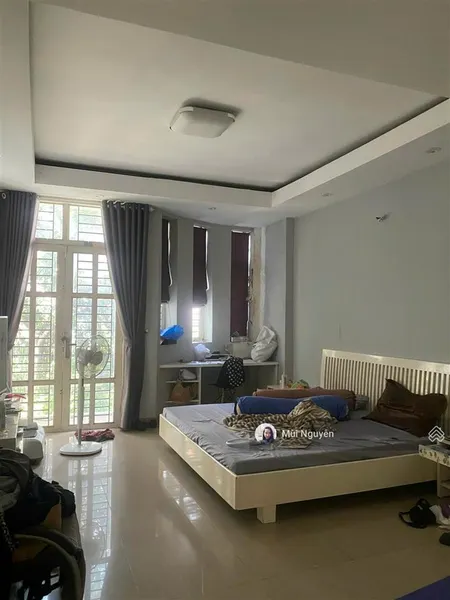 Bán gấp trong tháng 9, nhà sát mặt tiền huỳnh văn bánh, pn dt 4,5x15m 4 tầng chỉ 10 tỷ tl