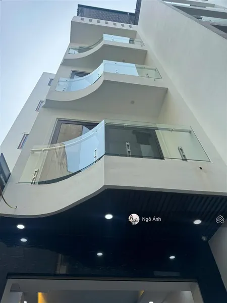 Bán nhà mới, ngọc lâm, 5 tầng, dt 38m2, gần cầu chương dương, thoáng sáng, ngõ nông, sát phố