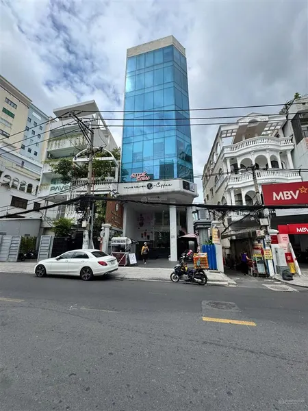 Bán building mặt tiền phường tân định dt 20 x 25m hầm + 8 tầng hđt 300 tr/th giá 105 tỷ