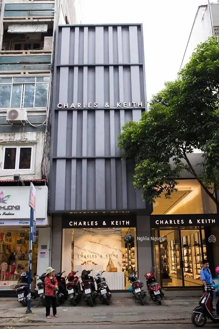 28 tỷ! dòng tiền cho thuê khoán 90 triệu. bán gấp nhà mặt tiền p. đa kao quận 1 (4x18m 5 tầng)