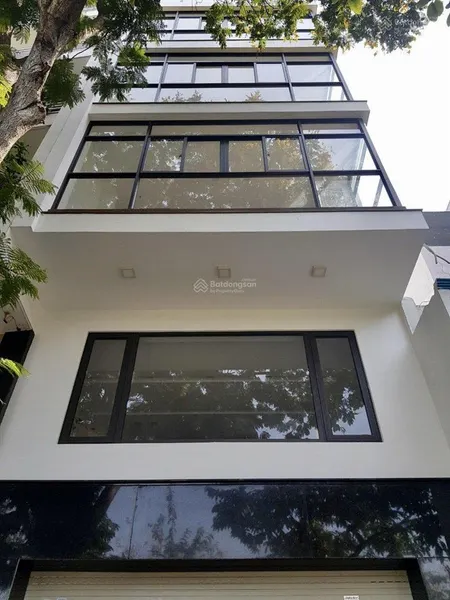 Mt hoàng sa gần nguyễn thị minh khai t4l vỉa hè rộng 5m giá 20 tỷ thương lượng 0902 829 ***