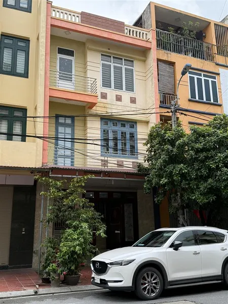 Chính chủ bán nhà siêu hiếm vị trí rất đắc địa 100m2 tại ngay trung tâm thành phố từ sơn, bắc ninh